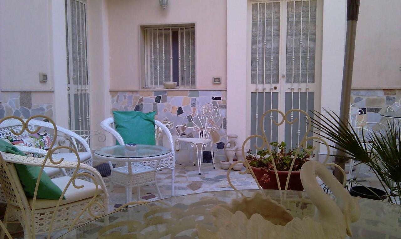 Home Tourist Catania Exteriör bild